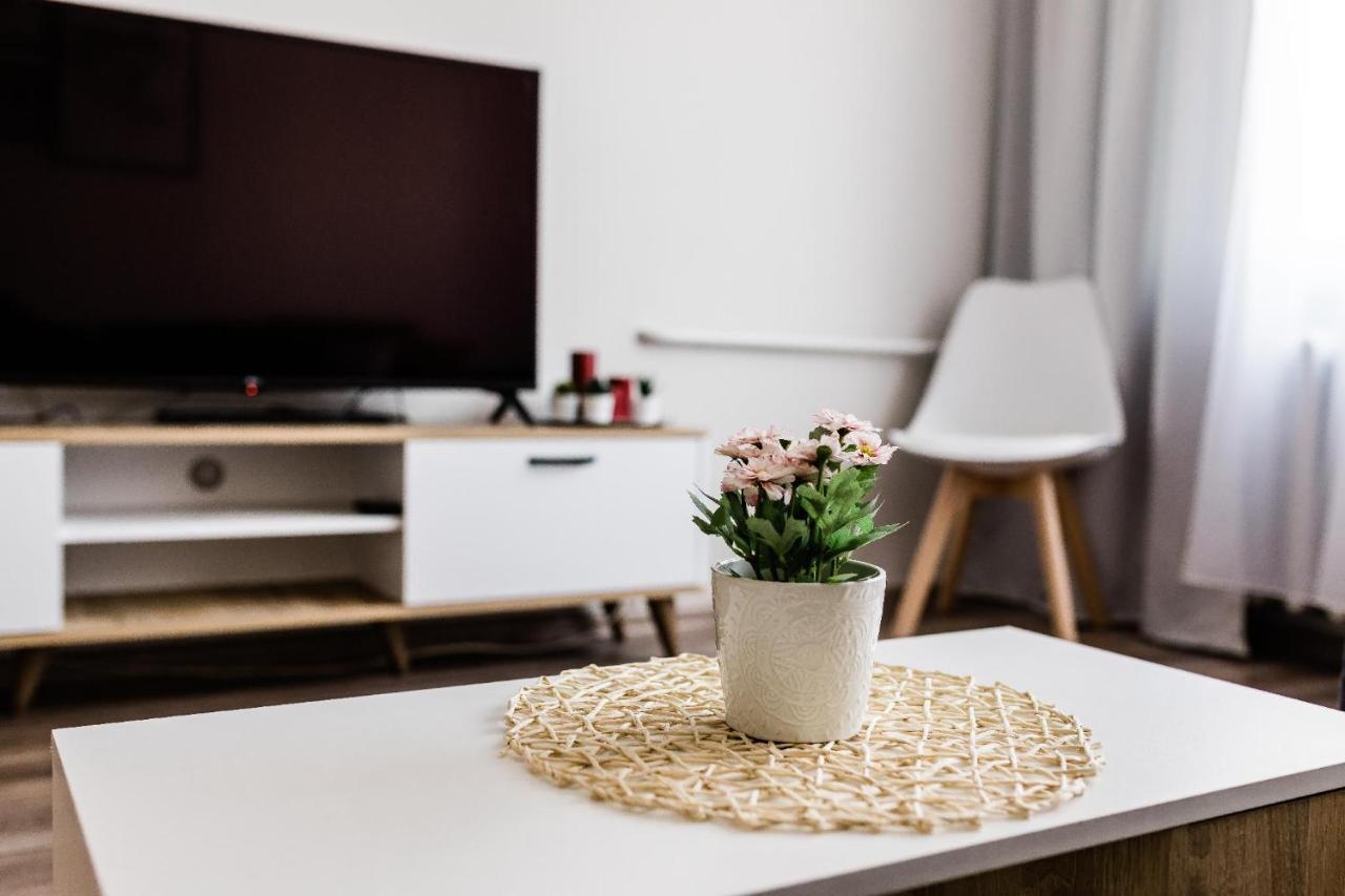Scandinavian Inspired Design Vilnius Luaran gambar